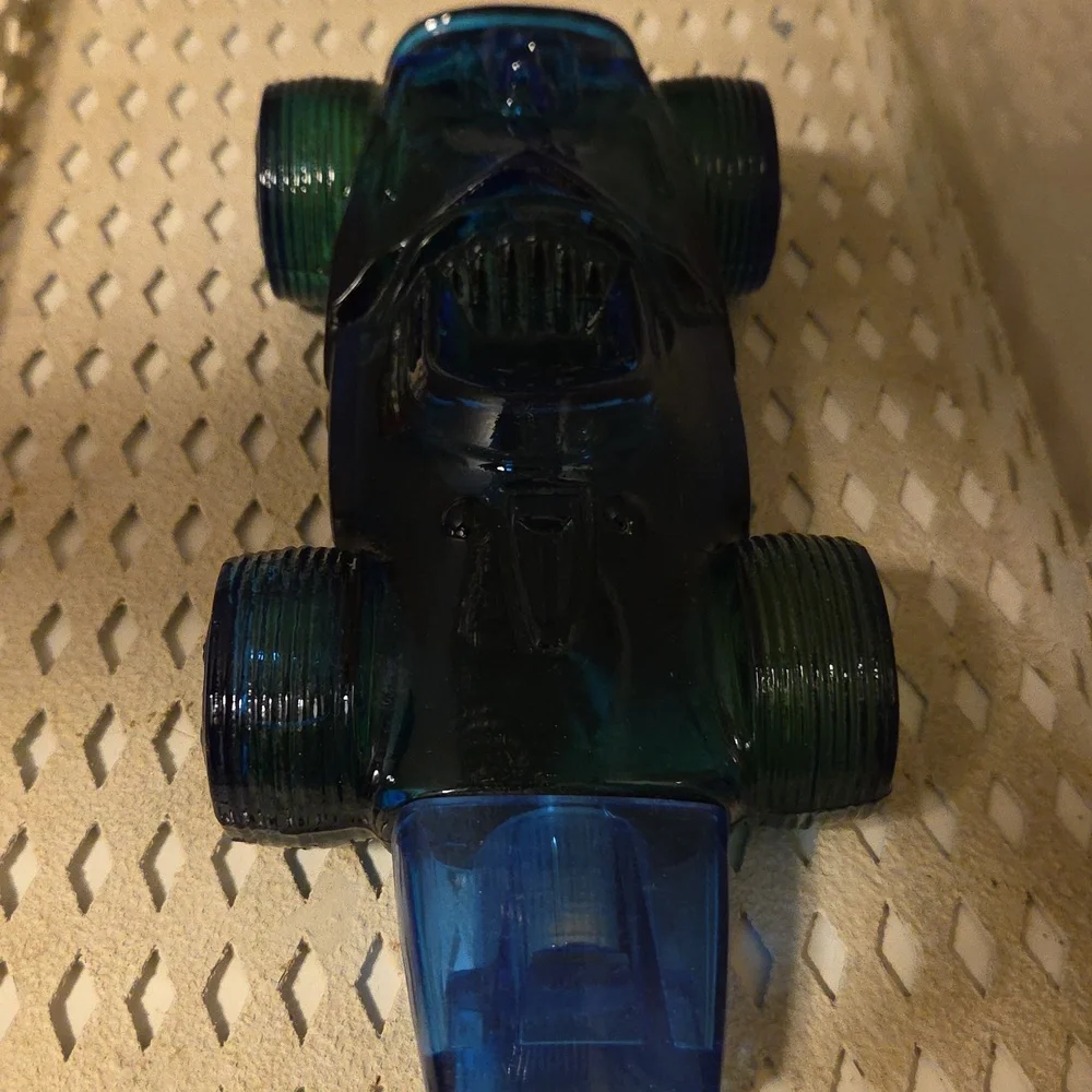 Vtg Avon SURE WINNER Blue Glass Racing Car Wild Country Aftershave Bottle FULL